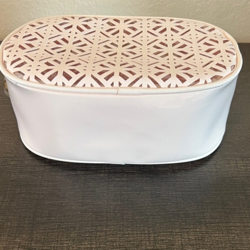Tory Burch Patent Leather Pink Geometric Cosmetic Bag - Picture 3 of 5